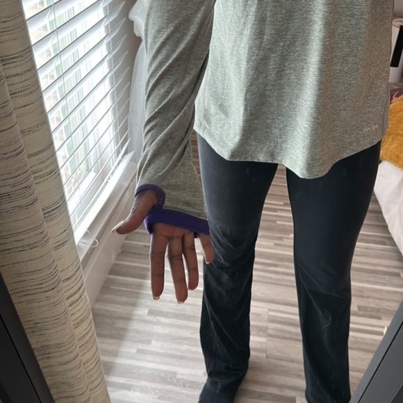 Nike Kansas State Pullover - Picture 4 of 5